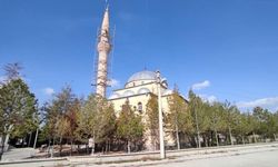 Hasar gören minareler onarıldı