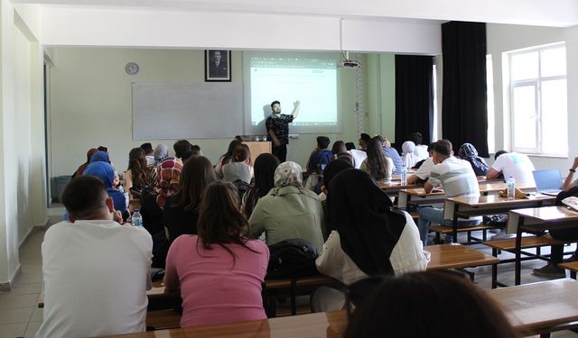 EREĞLİDE YAPAY ZEKA TOPLANTISI