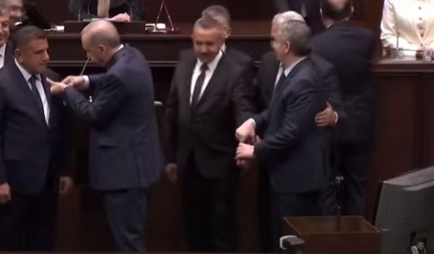 VEKİL VE 2 BELEDİYE BAŞKANI GEÇTİ